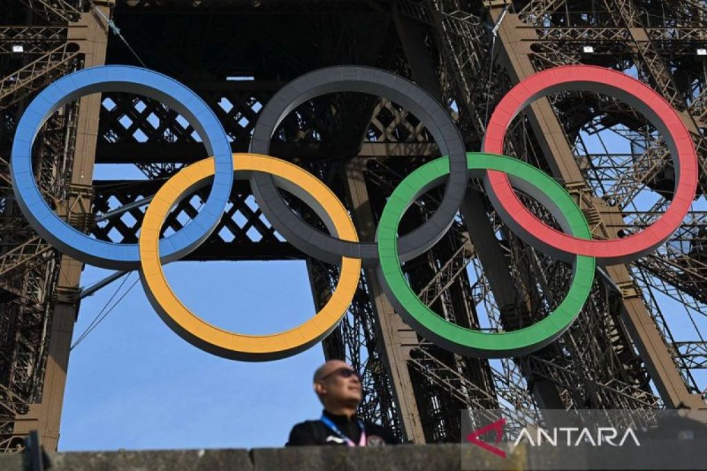 Olimpiade Paris 2024: Semarak, upacara pembukaan dimulai dengan parade atlet di&nbsp;Seine