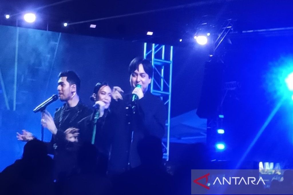 Tantowi Yahya tampilkan lagu-lagu country di Prambanan Jazz Festival&nbsp;2024
