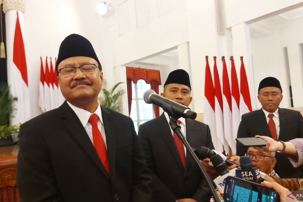 Menteri Sosial siapkan kebijakan transisi menuju pemerintahan&nbsp;baru