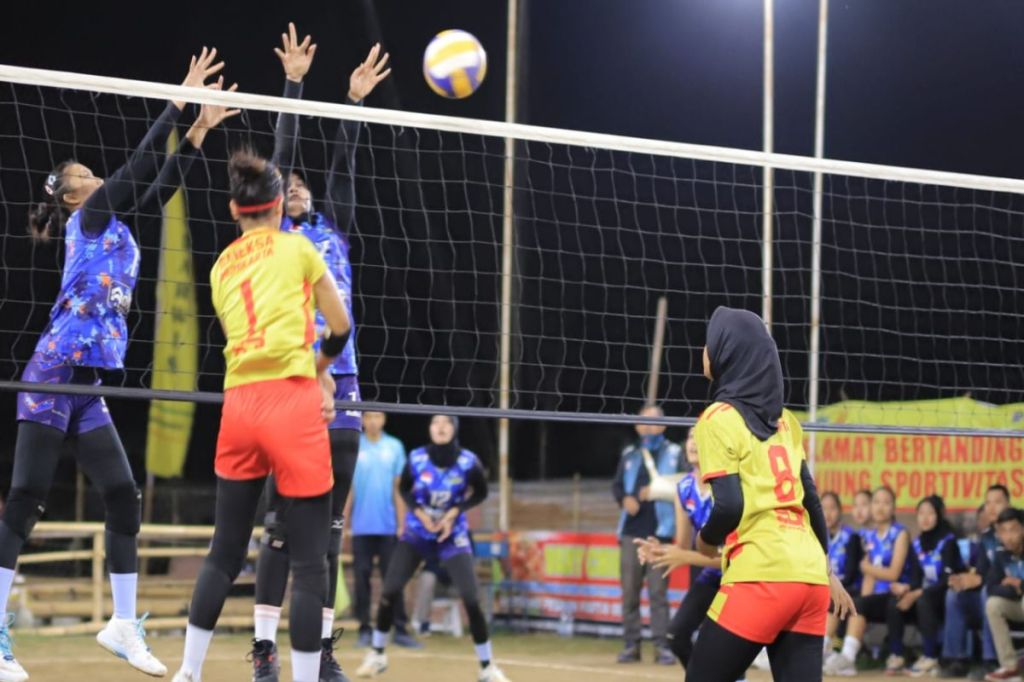 Ganeksa Bhumikarta sabet gelar juara putra Kejurkab Voli&nbsp;Gunungkidul